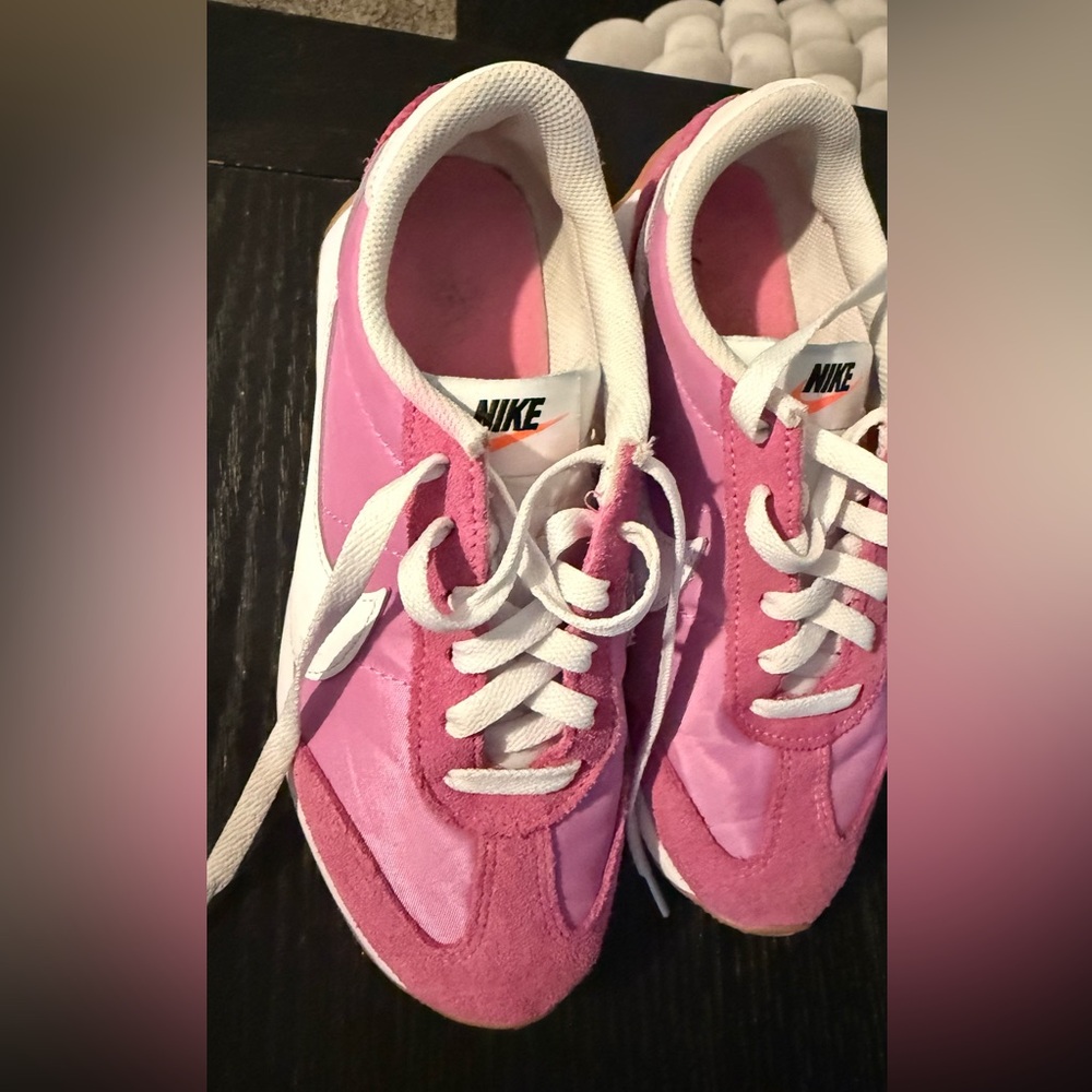 Nike Women's Pink and White Sneakers